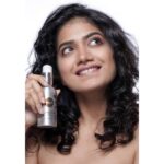 Anarkali Marikar Instagram - @vilvah_ 's nourishing Hair Mask has been my favourite cg routine for the past few months and it has given amazing results 😍 This mask is great for premature greying , split ends and curly hair giving it some deep conditioning. . . Photographed by @ajith.menon 📸❣️ Make up : @dusty_glimmer