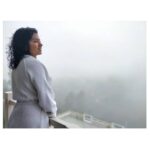 Anarkali Marikar Instagram - @chandyswindywoods gave some memorable experiences with the overwhelming view from the balcony!!! And @lakshmimarikar couldn't help capturing it.