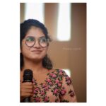 Anarkali Marikar Instagram - @notso_vivekkk pictures making me and my speech look more serious 😝 And thanks @aakriti_the_designer_studio for the gown!