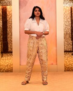Anarkali Marikar Instagram - GOLD ✨
@ru.achbydivyaharidas costume 
@reshmi_framelens_photography 📸