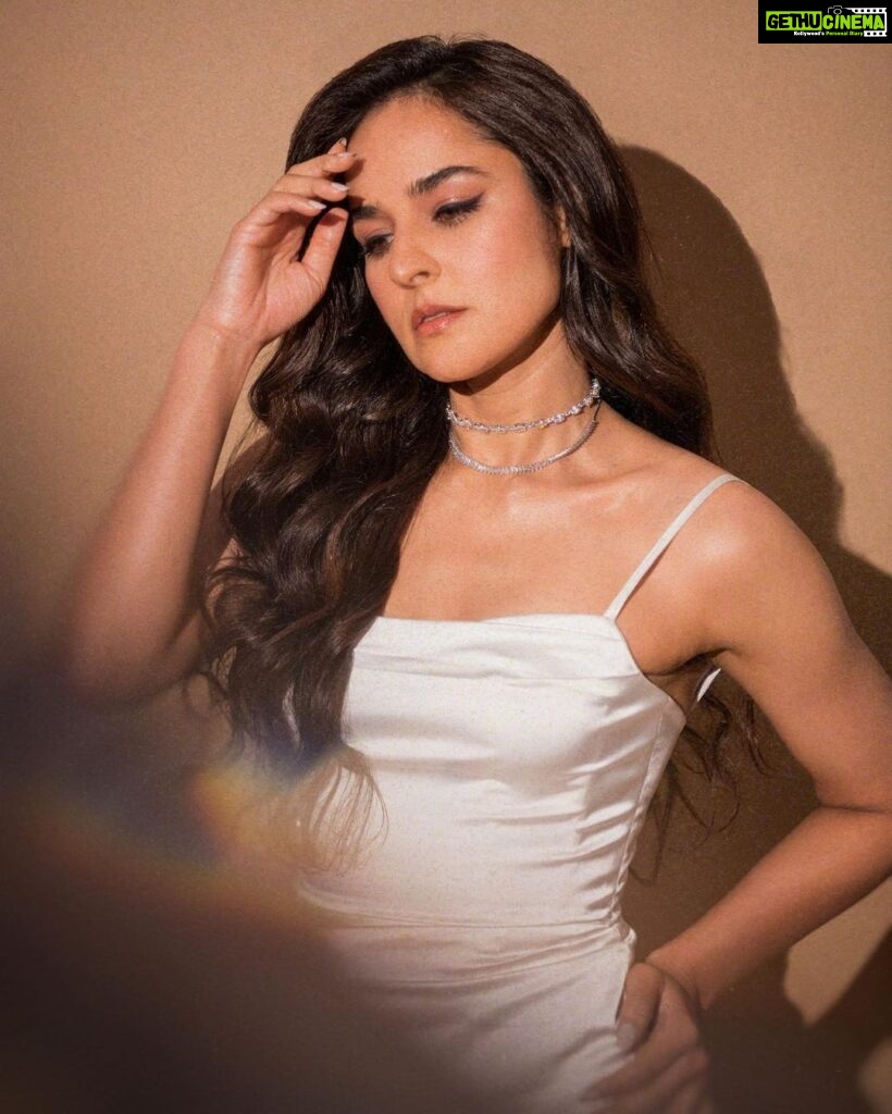 Angira Dhar Instagram - With all the love that’s pouring in…❤ Fly me to the moon.. let me play among the stars.. ✨ Photos: @rishabhkphotography Dress: @Bouji.in Necklaces: @azotiique Shoes @stevemaddenindia Styling: @pranita.abhi Makeup: @elishabmua Hair: @savi.hair