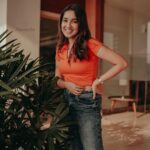 Anikha Instagram - happy place.🧖‍♂️ @beniveesjo @arun_manuel_