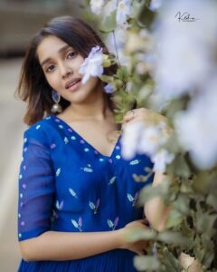 Anikha Instagram - #Buttabomma promotions ✨✨

@studiobustle 
@they_call_me_keshu 
@raji.raaga09
@devaras92