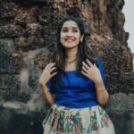 Anikha Instagram - happy vishu 🌼🌼 @rainbowmedia_photography