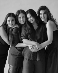 Anil Kapoor Instagram - It’s your time to fly…
You are fiercely independent, taking your own decisions…I don’t think you need my arms to take care of you because now you’re ready to take care of your Crew, your team and your home! I know you will succeed! Wishing you all the luck! Happy Birthday @rheakapoor! ❤️