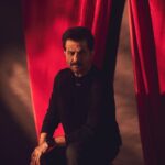 Anil Kapoor Instagram - “I think in black." -Gareth Pugh 📸 : @sheldon.santos Stylist: @kshitijkankaria @saloniparekh__ Makeup Artist: @deepakchauhanartist Hairstylist: @raskarjaipal @whynot_byzeeba Outfit: @prada Jeans : @diesel Shoes : @louisvuitton Mumbai - मुंबई