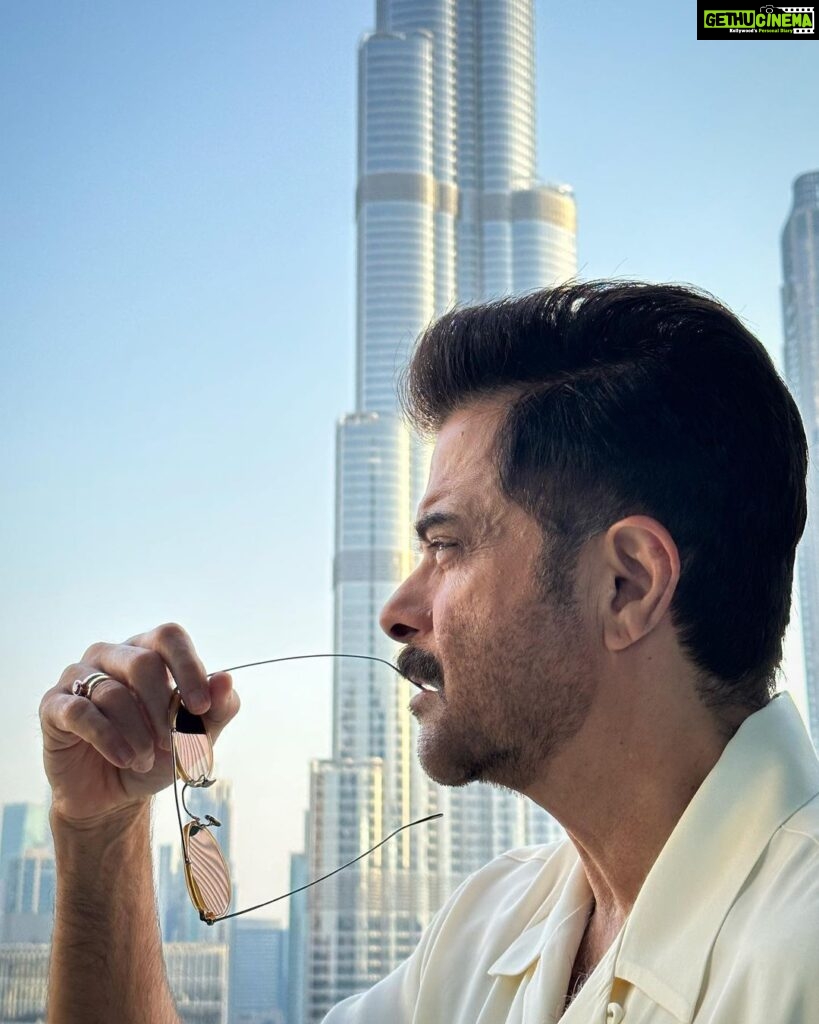 Anil Kapoor Instagram - I seem to have a cosmic connection with #dubai . Something (or the other) keeps pulling me back here and I'm not complaining! Dubai, United Arab Emirates