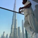 Anil Kapoor Instagram - I seem to have a cosmic connection with #dubai . Something (or the other) keeps pulling me back here and I'm not complaining! Dubai, United Arab Emirates