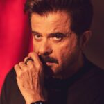 Anil Kapoor Instagram - Up close & personal 📸 : @sheldon.santos Stylist: @kshitijkankaria @saloniparekh__ Makeup Artist: @deepakchauhanartist Hairstylist: @raskarjaipal @whynot_byzeeba Mumbai - मुंबई