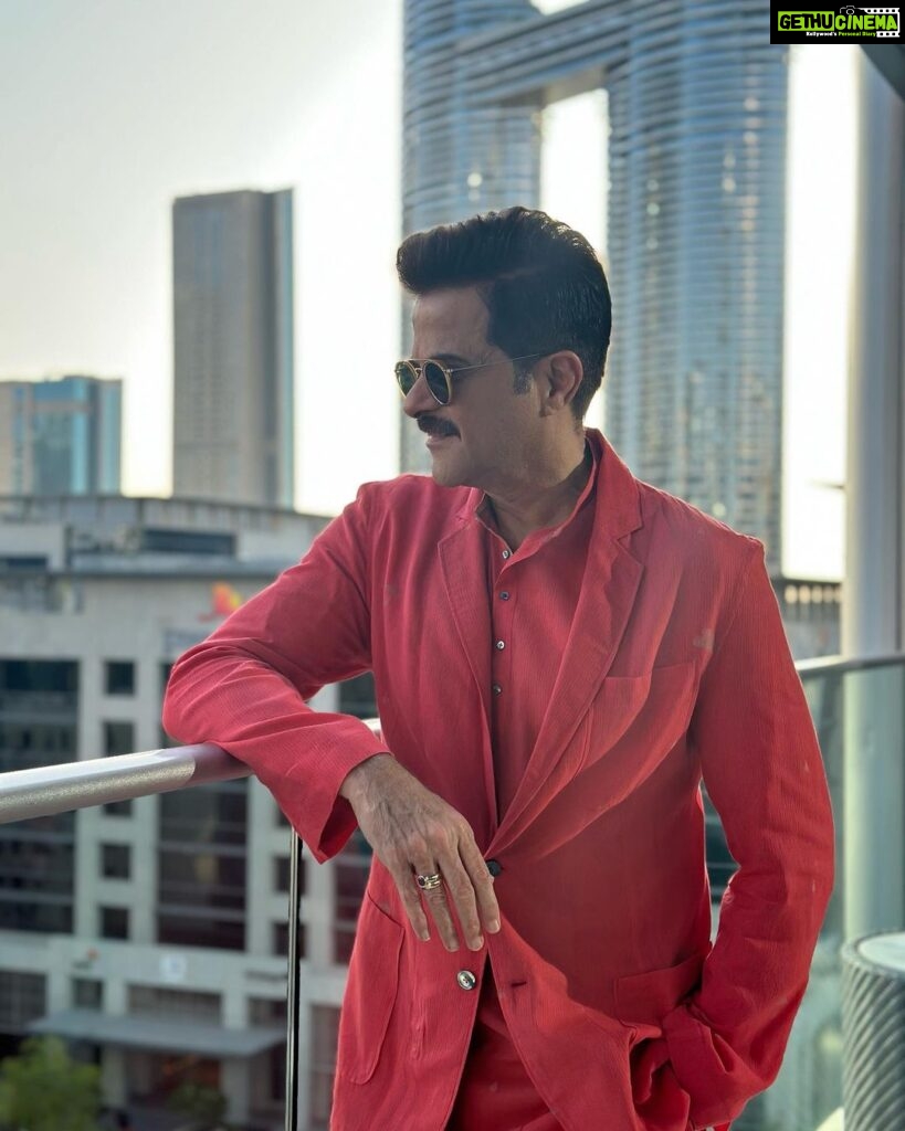 Anil Kapoor Instagram - The colour of the day is RED for the @malabargoldanddiamonds Store Launch in Sharjah! Dubai, United Arab Emirates