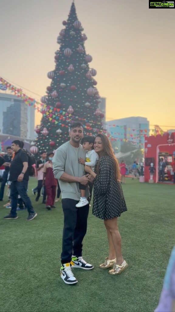 Anita Hassanandani Instagram - 🎄Christmas done right 🎄 #2022