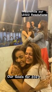 Anita Hassanandani Instagram - Thank you @kaajal9 and @artisingh5 for guest appearances 💥💥 @anitahassanandani and mere over acting ke paise cut🤭🤭 #truestory