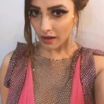 Anita Hassanandani Instagram - Sooo soooo dressed up for this track had to do it! 📻