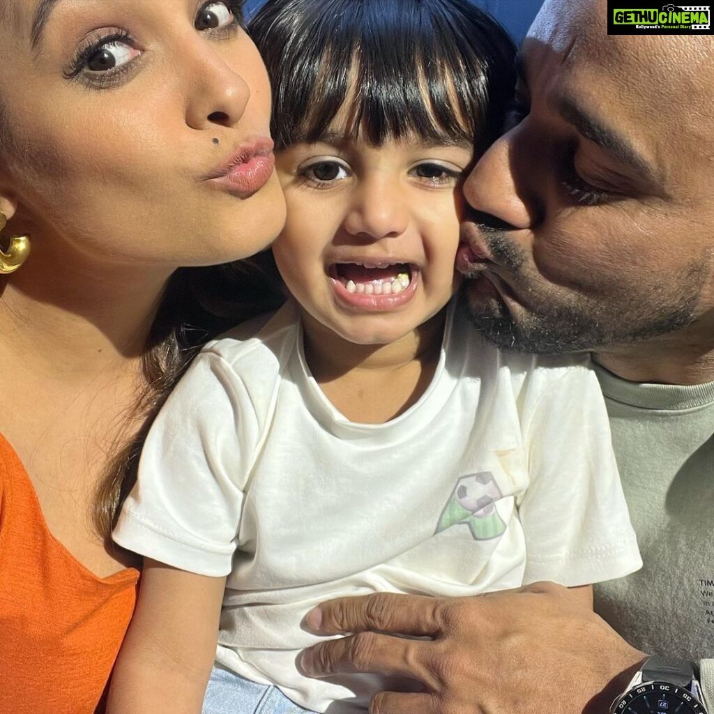 Anita Hassanandani Instagram - 💓
