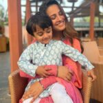Anita Hassanandani Instagram – MeriJaan 🌷