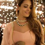 Anita Hassanandani Instagram - 🌸 @houseofjskjewels @ahiclothing