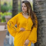 Anita Hassanandani Instagram – 🥭 
📸 @luvisrrani 
Outfit my fav @stylejunkiie 
Neck piece @curiocottagejewelry