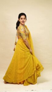 Anitha Sampath Instagram - The next anitha sampathreels is here kannukutties😍😍
Machan meesa memories 😍😍
Wearing the beautiful costumes from @deepoo_designers ✅💜
 
Reels concept and direction
@official_anithasampath & @itsme_pg 
Makeup @makeupby_rinu 

#anithasampathreels  #asr 
#trendingreels #trending #trendingsongs #anithasampath #anithasambath #biggbossanithasampath #anithasampathbiggboss #biggbosshindi #model #vijaytv #transitionvideo #transition #bbjodigal #trendingvideos #trendingvideo  #biggbosstamil #biggboss6 #biggboss16 #suntv #vijaytelevision #vijatvserial #transitionreels #transitionvideo #chennaimakeupartist #bridalmakeup