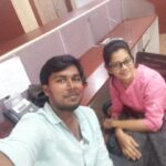 Anitha Sampath Instagram - என் கண்ணுகுட்டி, என் முயலு இனிய பிறந்தநாள் வாழ்த்துக்கள். ரொம்ப ரொம்ப talent ஆனா பொண்னு memory power ஜாஸ்தி, பயங்கர will power எதையும் ரொம்ப easy ஆ கத்துக்கக்கூடிய ஆள். இந்த இடத்துக்கு இந்த நிலைமைக்கு வந்ததுக்கு அவளோட முழு உழைப்பு மட்டும் தா காரணம். கடினமான உழைப்பாளி 24hrs ல 20hrs ஒர்க் பண்ண சொன்ன கூட பண்ண கூடிய ஆள். காசு விஷயத்துல ரொம்ப சிக்கனம் அவுளுக்காக 1ரூபா செலவு பண்ணனும்னா கூட ரொம்ப யோசிப்பா. மத்தவங்களுக்காக எப்ப வேணா எவ்ளோ வேணா செலவு பண்ணுவா. கிடைக்கிற சின்ன சின்ன opportunityஆ கூட விடக்கூடாதுனு ரொம்ப உழைப்பா.பாத்த முதல் நாள்ல இருந்து இப்ப வரைக்கும் என்ன impress பண்ணிகிட்டே தா இருக்கா. இப்படி அவளை பத்தி பேச சொன்ன பேசிட்டு போலாம். அவுளோ புடிக்கும் அந்த பன்னிகுட்டிய. இனிய இனிய பிறந்தநாள் வாழ்த்துக்கள் பட்டு இந்த வருடம் ரொம்ப சிறப்ப அமையும் நீ ஆசை பட்டதெல்லாம் நடக்கும்.மனமார்ந்த வாழ்த்துக்கள்😍💐🎉🥰🥳
