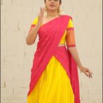 Anitha Sampath Instagram - Reviving the 90s kids songs series😍 the next #anithasampathreels is here kannukutties 😍 Wearing the Beautiful elegant half sarees from @ivalinmabia ✅ Online www.ivalinmabia.com Lets bring back the dhaavani trend..😀 Comment your favourite dhavani colour😃 Concept direction @official_anithasampath @itsme_pg Makeup @makeupby_rinu a humble big thanks for all the support motivation and appreciation for the effort kannukutties 🙏🏼🥹☺️ #anithasampathreels #asr #trendingreels #trending #trendingsongs #anithasampath #anithasambath #biggbossanithasampath #anithasampathbiggboss #biggbosshindi #model #vijaytv #transitionvideo #transition #bbjodigal #trendingvideos #trendingvideo #biggbosstamil #biggboss6 #biggboss16 #suntv #vijaytelevision #vijatvserial #transitionreels #transitionvideo #chennaimakeupartist #bridalmakeup #suryafans #surya #jyothika