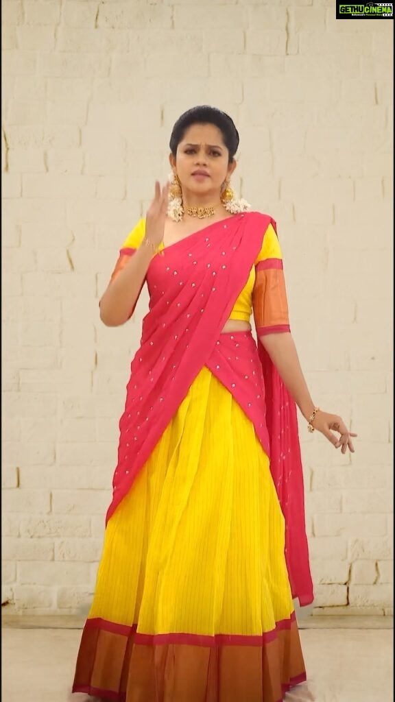 Anitha Sampath Instagram - Reviving the 90s kids songs series😍 the next #anithasampathreels is here kannukutties 😍 Wearing the Beautiful elegant half sarees from @ivalinmabia ✅ Online www.ivalinmabia.com Lets bring back the dhaavani trend..😀 Comment your favourite dhavani colour😃 Concept direction @official_anithasampath @itsme_pg Makeup @makeupby_rinu a humble big thanks for all the support motivation and appreciation for the effort kannukutties 🙏🏼🥹☺️ #anithasampathreels #asr #trendingreels #trending #trendingsongs #anithasampath #anithasambath #biggbossanithasampath #anithasampathbiggboss #biggbosshindi #model #vijaytv #transitionvideo #transition #bbjodigal #trendingvideos #trendingvideo #biggbosstamil #biggboss6 #biggboss16 #suntv #vijaytelevision #vijatvserial #transitionreels #transitionvideo #chennaimakeupartist #bridalmakeup #suryafans #surya #jyothika