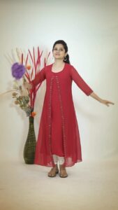 Anitha Sampath Instagram - Any style-u style-u dhan fans😍
Reviving the golden 90s kids songs😍 part4

Wearing the beautiful chudidhars from @instorefashions ✅
(All costumes available in their shops and website www.instore.co.in) 
Chudidhar name: பொன் தாரிகை

Concept & direction 
@official_anithasampath 
@itsme_pg 
Makeup @makeupby_rinu 
Studio @fox8studio 

.
.
.
.

.
.
.
.

#anithasampathreels  #trendingreels #trending #trendingsongs #anithasampath #anithasambath #biggbossanithasampath #anithasampathbiggboss #biggbosshindi #blackdress #blackcostume #blackoutfit #model #vijaytv #transitionvideo #transition #superstar #rajnikanth #stylestyledhan #bbjodigal #trendingvideos #trendingvideo  #biggbosstamil #biggboss6 #biggboss16 #suntv #vijaytelevision #vijatvserial #transitionreels #transitionvideo #chennaimakeupartist