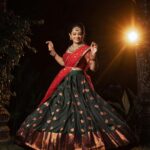 Anitha Sampath Instagram - 🌹🌹🌹 Photoshoot for @aarthy_hairandmakeup MUA @aarthy_hairandmakeup Hairdo @srimathi_hairstylist Photography @rollinstudio_by_arvindraj Costume @visha_boutique_ Jewellery @chennai_jazz Flowers @sathana_flowerdesigns Space @elementsoneastcoast #photoshoot #southindianmakeup #southindianphotoshoot #tamilmakeup #makeupartistchennai #anithasampath #biggbossanithasampath #lehengalove #ootd #lehengacollection #tamilmodel #tamilactress #receptionlook