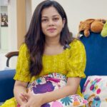 Anitha Sampath Instagram - #ad Say goodbye to all your hair care problems like me with The Medimix Total Care Shampo that is made with natural and Ayurvedic ingredients like apple cider vinegar, rosemary oil, wild ginger, and datura, And is the my secret to maintaining my hair. 🙌❤️ Try the New Medimix Total Care Shampoo and say hello to happy, healthy and nourished hair ✨💆‍♀️ #MedimixTotalCareShampoo #HairCareJourney #NaturalIngredients #TraditionalRemedies #HealthyHairReel #AVACholayil