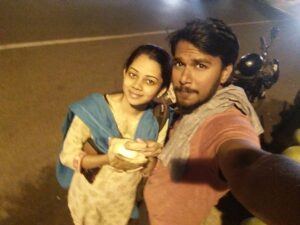 Anitha Sampath Instagram - என் கண்ணுகுட்டி, என் முயலு இனிய பிறந்தநாள் வாழ்த்துக்கள். ரொம்ப ரொம்ப talent ஆனா பொண்னு memory power ஜாஸ்தி, பயங்கர will power எதையும் ரொம்ப easy ஆ கத்துக்கக்கூடிய ஆள். இந்த இடத்துக்கு இந்த நிலைமைக்கு வந்ததுக்கு அவளோட முழு உழைப்பு மட்டும் தா காரணம். கடினமான உழைப்பாளி 24hrs ல 20hrs ஒர்க் பண்ண சொன்ன கூட பண்ண கூடிய ஆள். காசு விஷயத்துல ரொம்ப சிக்கனம் அவுளுக்காக 1ரூபா செலவு பண்ணனும்னா கூட ரொம்ப யோசிப்பா. மத்தவங்களுக்காக எப்ப வேணா எவ்ளோ வேணா செலவு பண்ணுவா. கிடைக்கிற சின்ன சின்ன opportunityஆ கூட விடக்கூடாதுனு ரொம்ப உழைப்பா.பாத்த முதல் நாள்ல இருந்து இப்ப வரைக்கும்  என்ன impress பண்ணிகிட்டே தா இருக்கா.
இப்படி அவளை பத்தி பேச சொன்ன பேசிட்டு போலாம். அவுளோ புடிக்கும் அந்த பன்னிகுட்டிய. இனிய இனிய பிறந்தநாள் வாழ்த்துக்கள் பட்டு இந்த வருடம் ரொம்ப சிறப்ப அமையும் நீ ஆசை பட்டதெல்லாம் நடக்கும்.மனமார்ந்த வாழ்த்துக்கள்😍💐🎉🥰🥳
