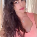 Anjali Lavania Instagram - Mood: #feelingpeachy 😋. #totaleclipseoftheheart #anjelliluvania #goa #goadiaries