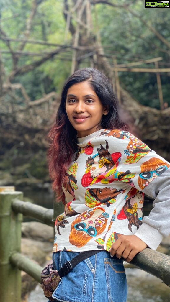 Anjali Patil Instagram - Meghalaya, you are truly magnificent! ~ The root bridge makes you realise the expansive intelligence of nature that we are still scrambling to understand. What an amazing time of my life. @meghiff Thank you for this wonderful journey. @meghtourism #rootbridgeinmeghalaya #meghalayatourism #travelreels #solotravel