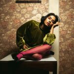 Anjali Patil Instagram – ma·​ni·​ac | \ ˈmā-nē-ˌak \
a person characterized by an inordinate or ungovernable enthusiasm for something

@sssawaniii 
@serial_blender 
@style.jpg_