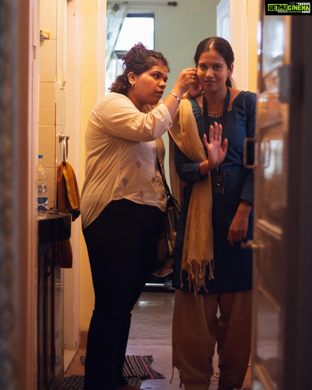 Anjali Patil Instagram - The reason @anahatfilms was created because I needed space to co-create. To meet beings I can call friends and turn them into a family. An year later this is exactly what we are doing! We recently wrapped a short film, Veni (Braid) directed by @vishal.jejurkar These days were infused with hard-work, gratitude and gentleness of being alive. Filmmaking is one of the most cruel business but it is still possible to create spaces which are not touched by the statistics of it. Where stories, human struggle and emotions are at the centre. Thank you for making this happen! Writer/ Director- @vishal.jejurkar Writer/ Co-Actor- @snehal.kalpana Camera- @dharam.sisodiyaa @rohankantak Sound- @nehul_chanakya Direction/ Art / Almost everything- @tanvisalunkhe Hair and Make up- @akshali_26 Pictures by @_surreal__ Co-Actors- @vitthal_nagnath_kale, Rukmini Sutar, Yash