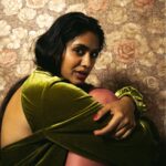 Anjali Patil Instagram – ma·​ni·​ac | \ ˈmā-nē-ˌak \
a person characterized by an inordinate or ungovernable enthusiasm for something

@sssawaniii 
@serial_blender 
@style.jpg_