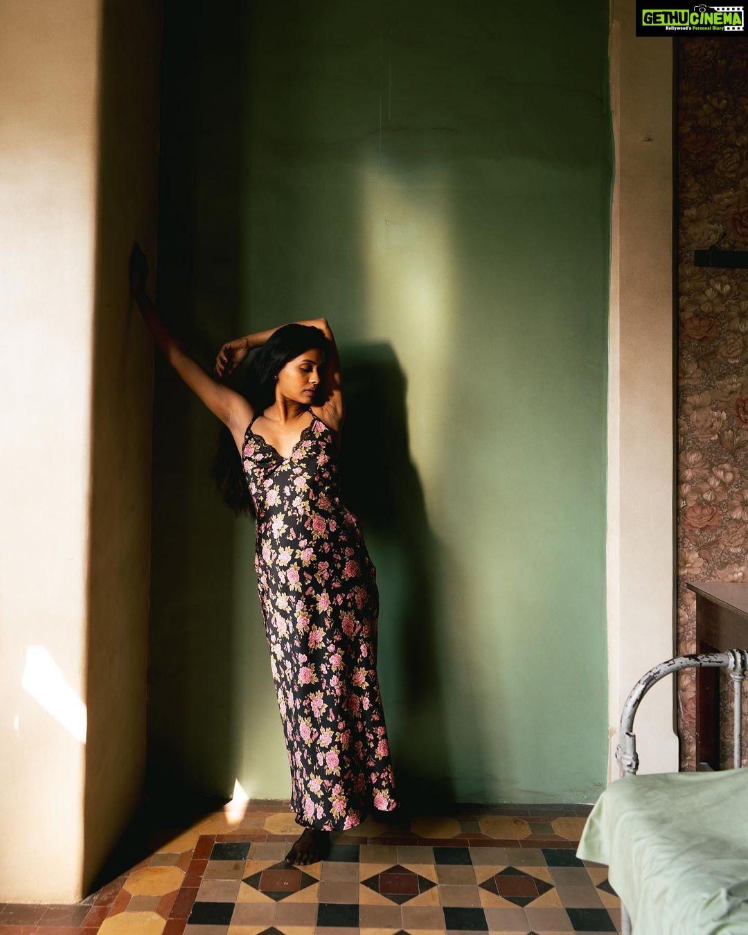 Anjali Patil - 5.8K Likes - magic hour memories.
@sssawaniii
@serial_blender
@style.jpg_