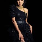 Anjana Rangan Instagram - For @she_india @she_awards Clicked by @edengroupofstudio Outfit : @deepikaaroralabel Jewelly: @rajianand MUAH : @ashmakeupandhairdo