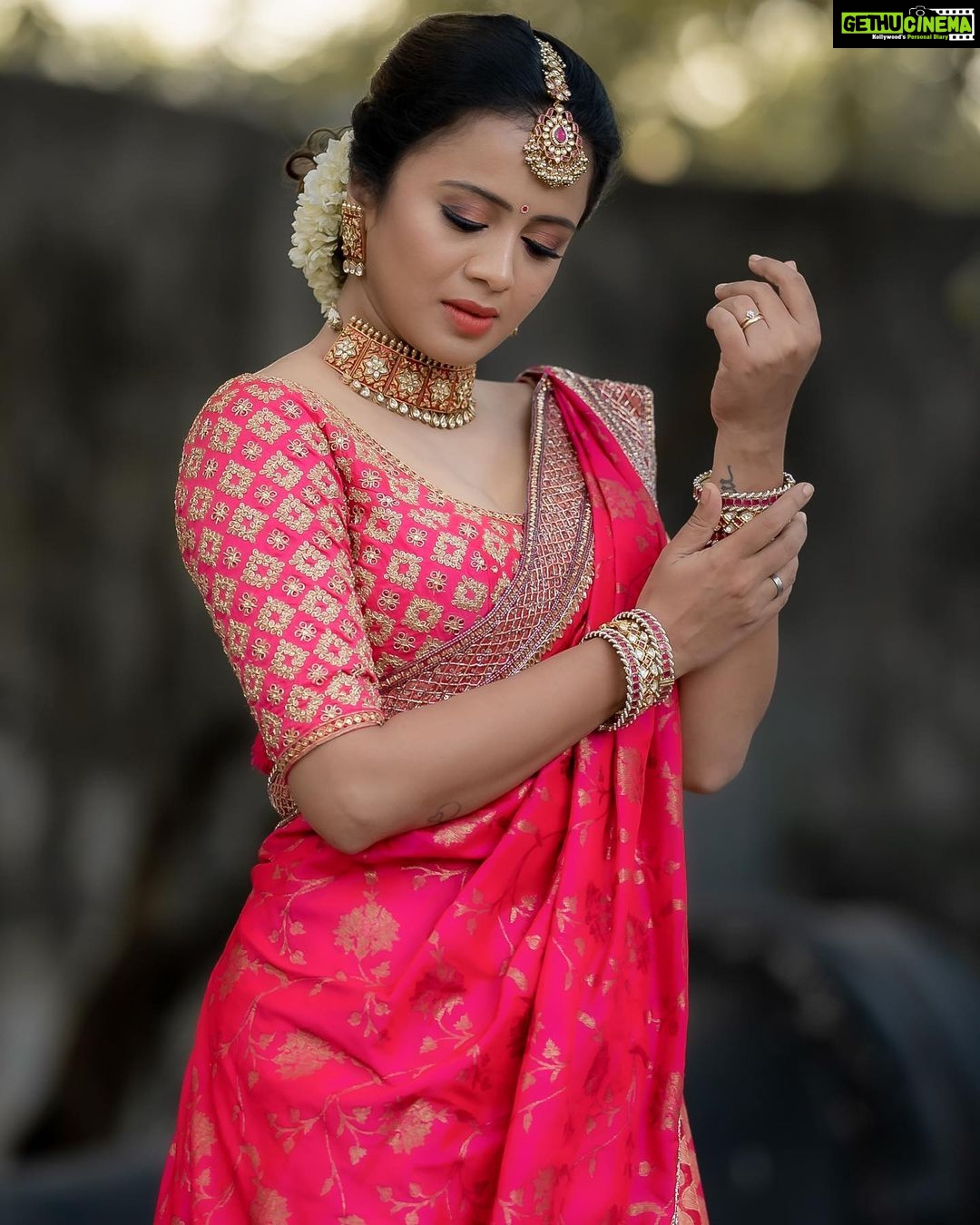 Anjana Rangan Instagram - When you are a part of #ps2 #ponniyinselvan grandeur, you cant stop with just one picture or one post! More to come! 🙈💕💖 Outfit @studio149 💕 Photography : @camerasenthil✨ Makeup : @ashmakeupandhairdo ❤️ Jewellery : @bronzerbridaljewellery Thank you @lyca_productions as always for the oppurtunity❤️ @charanvfx1 And thank u @madrastalkies ❤️