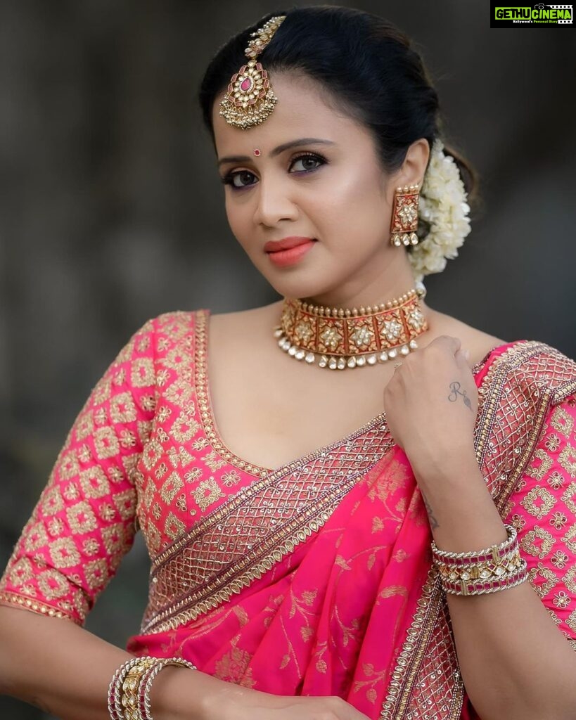 Anjana Rangan Instagram - When you are a part of #ps2 #ponniyinselvan grandeur, you cant stop with just one picture or one post! More to come! 🙈💕💖 Outfit @studio149 💕 Photography : @camerasenthil✨ Makeup : @ashmakeupandhairdo ❤️ Jewellery : @bronzerbridaljewellery Thank you @lyca_productions as always for the oppurtunity❤️ @charanvfx1 And thank u @madrastalkies ❤️