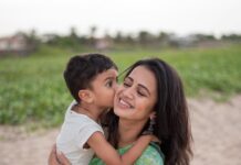 Anjana Rangan Instagram - செல்ல மழையும் நீ! சின்ன இடியும் நீ! பிறந்த உடலும் நீ! பிரியும் உயிரும் நீ! மரணம் மீண்ட ஜனனம் நீ!❤️ Photograhy : @pk_views
