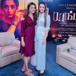 Anjana Rangan Instagram - Interview link in Bio ✨Super positive fun chat with the South Queen @trishakrishnan ❤️ This azhagi is all about aura and good vibes ❤️❤️ this interview ll always be very spl. Thank you @joshua_preetham for making this a cake walk as always ..❤️ @charanvfx1 ❤️ and lyca_productions for the opputunity ❤️