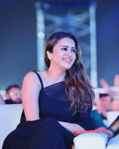 Anjana Rangan Instagram - Wear that beautiful Smile.. Be strong no matter what and Move forward! Good morning guys ☀️ Photography : @edengroupofstudio