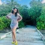 Anjana Rangan Instagram - Crystal clear water.. Soothing sea breeze… Clean white sand.. Living the Maldivian dream for few days.. Is all I needed to get away from all the city madness.. @kuramathiisland is complete beauty! Thank you @pickyourtrail for planning this amazing #hasslefreeholiday ! Photo clicked by my baby boy R🥹❤️ Kuramathi Maldives