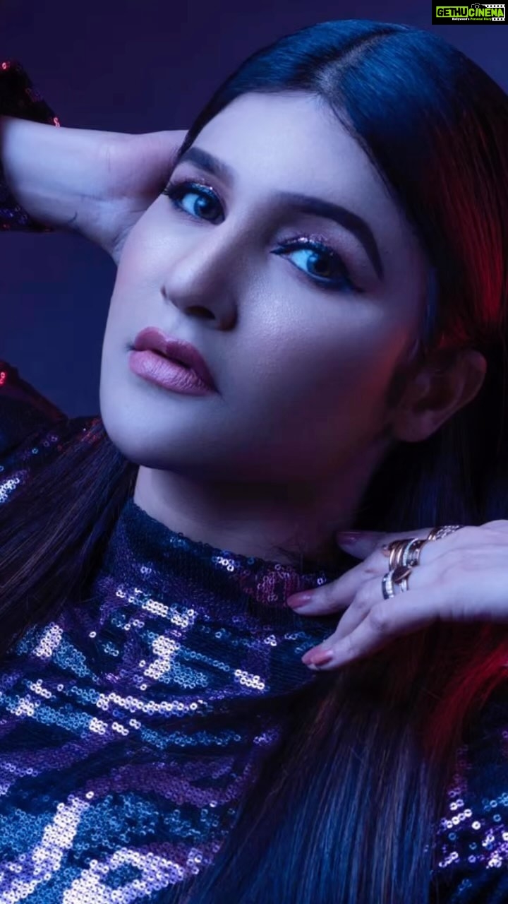 Anjena Kirti Instagram - Concept / organising : Shamini Shankar @shamini_shankar_official Photography : Aadhitya Sivam @aadhityasivam Studio : Candid Red Studios @candidred Makeup & hair : Krish @krish_makeovers Designer: COSTUME @adhya_designer_studio @idesignboutique_swetha JEWELLERY: @chennai_jazz @luxefashion_jewellery @jazz_