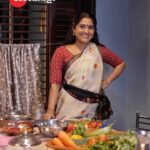 Anju Aravind Instagram – Sudhamani Supera | June 12 Onwards |  6.30PM | Zee Keralam

“ചങ്കൂറ്റത്തോടെ ജീവിതത്തിനോട് കട്ടയ്ക്ക് നിൽക്കുമ്പോളല്ലേ  ജീവിതത്തിന് രസമുള്ളൂ ”
ഇത് വേറെ ലെവൽ അമ്മ 
മറക്കാതെ കാണുക സുധാമണി സൂപ്പറാ ജൂൺ 12 മുതൽ വൈകുന്നേരം  6.30 ന്  തിങ്കൾ മുതൽ ശനി വരെ നമ്മുടെ സ്വന്തം സീ കേരളം ചാനലിൽ

#ZeeKeralam #NeithedukkamJeevithaVismayangal #ZeeKeralamHD #ZeeKeralamOnMyTv #NewLaunchOnZk #SudhamaniSuperaonZeeKeralam #SudhamaniSuperaonZK #SSonZK 
 
Watch Anytime, Anywhere on ZEE5 – https://zee5.onelink.me/RlQq/fmalDownloadZEE5App