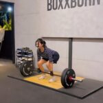 Anju Kurian Instagram - Keep your squats low and your standards high ✨. @boxxburn.in @dilshad_boxxburn @___jazim__ #workoutroutine #happyplace #findyourfire #legworkout #kettlebellworkout