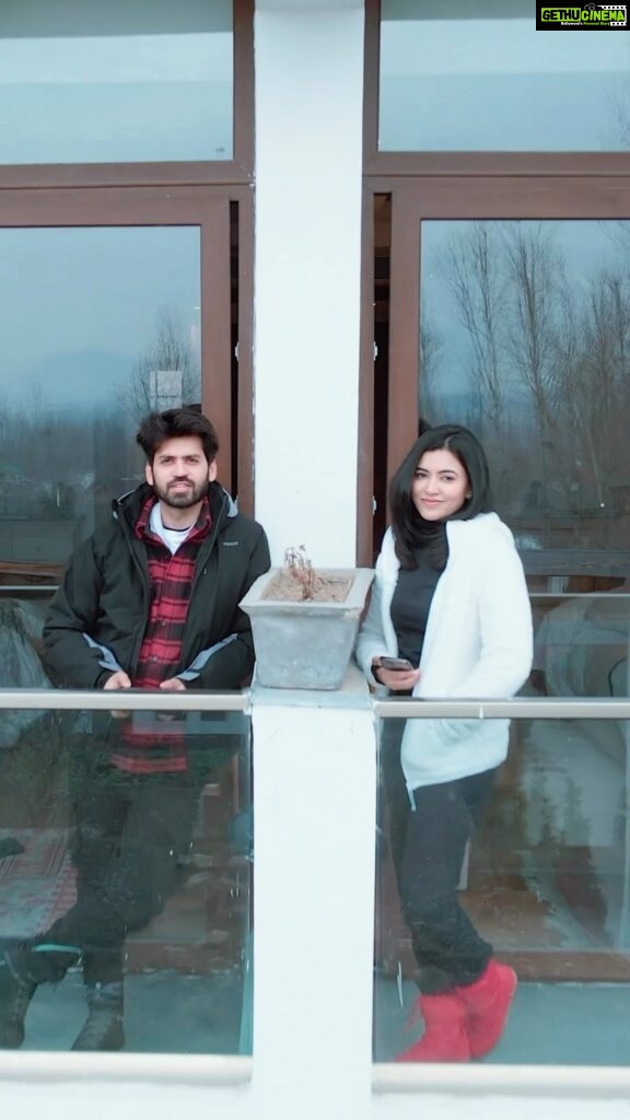 Anju Kurian Instagram - Staying in Kashmir be like 🏔