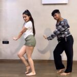 Ankitta Sharma Instagram - What warm up sessions with @niraj_patel_06 look like! 😍🫶🏼