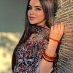 Ankitta Sharma Instagram - अच्छी सूरत को सँवरने की ज़रूरत क्या है, सादगी में भी कयामत की अदा होती हैं… 🥀