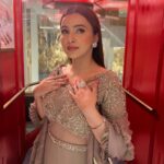 Ankitta Sharma Instagram - Last night for The Times Food & Nightlife Awards 2023. 🌹 Wearing @rachitkhannaofficial MUA @makeupbypalmo Jewellery by @manimuktaajewels