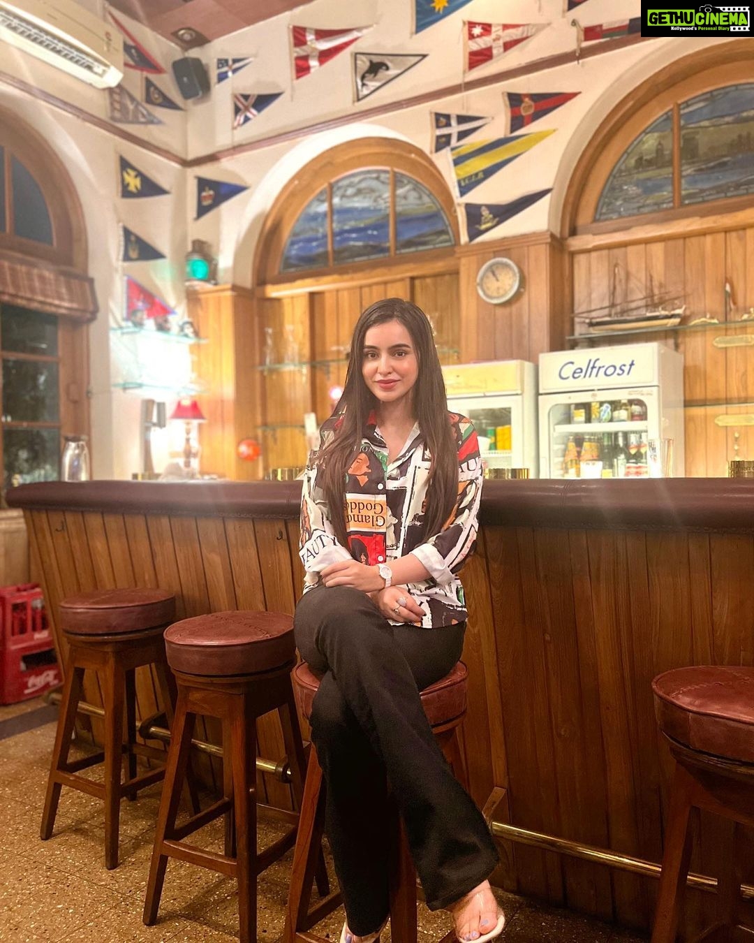 Ankitta Sharma Instagram - Not me looking for chai in every bar menu.